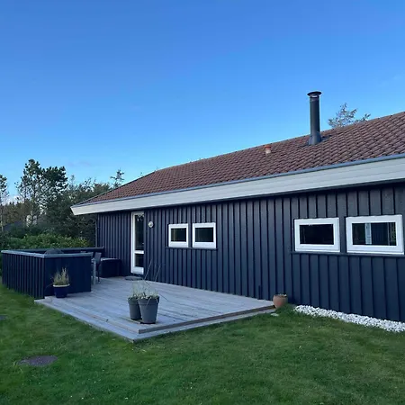 別荘 Lovely Close To The